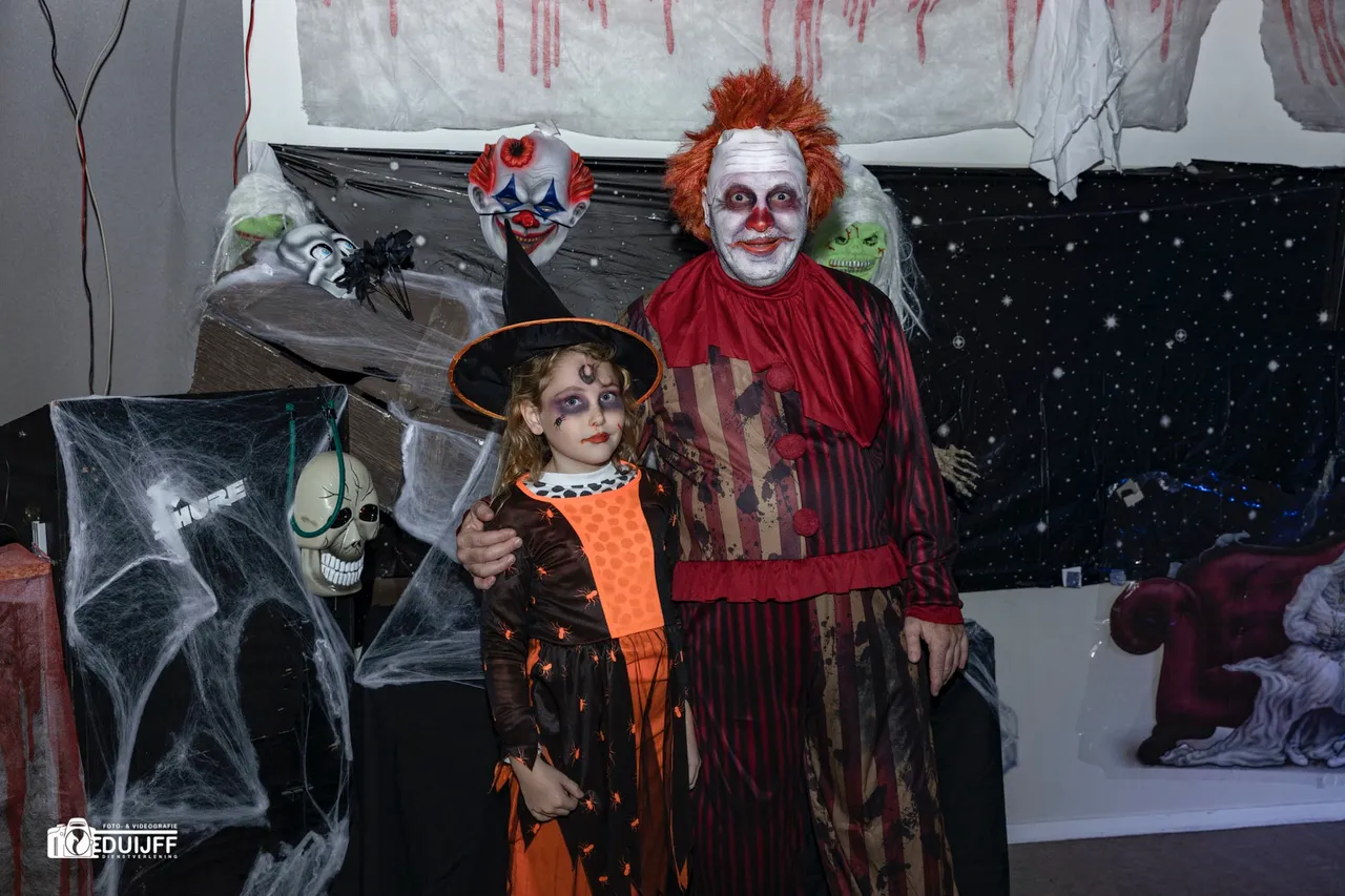 clown en meisje