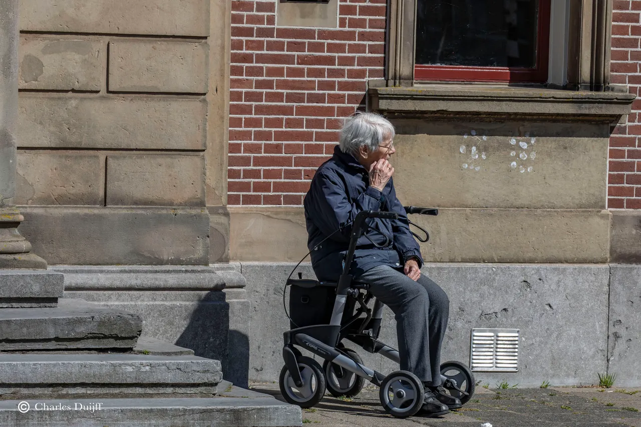 dame op rollator