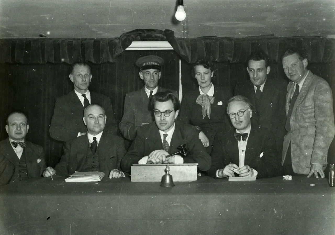 e02d9730 fb8e 11df 9e4d 523bc2e286e2 0 scaled