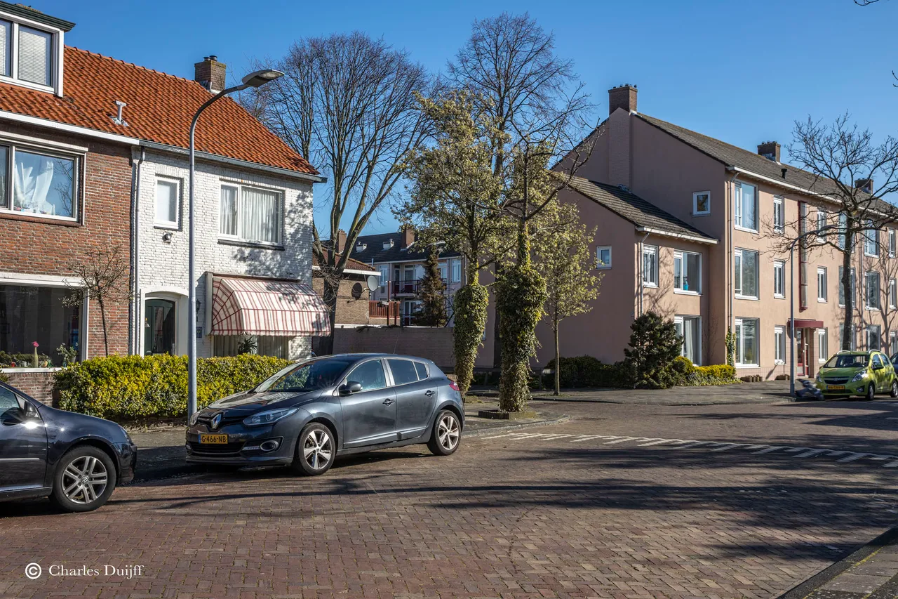 eind roerdstr