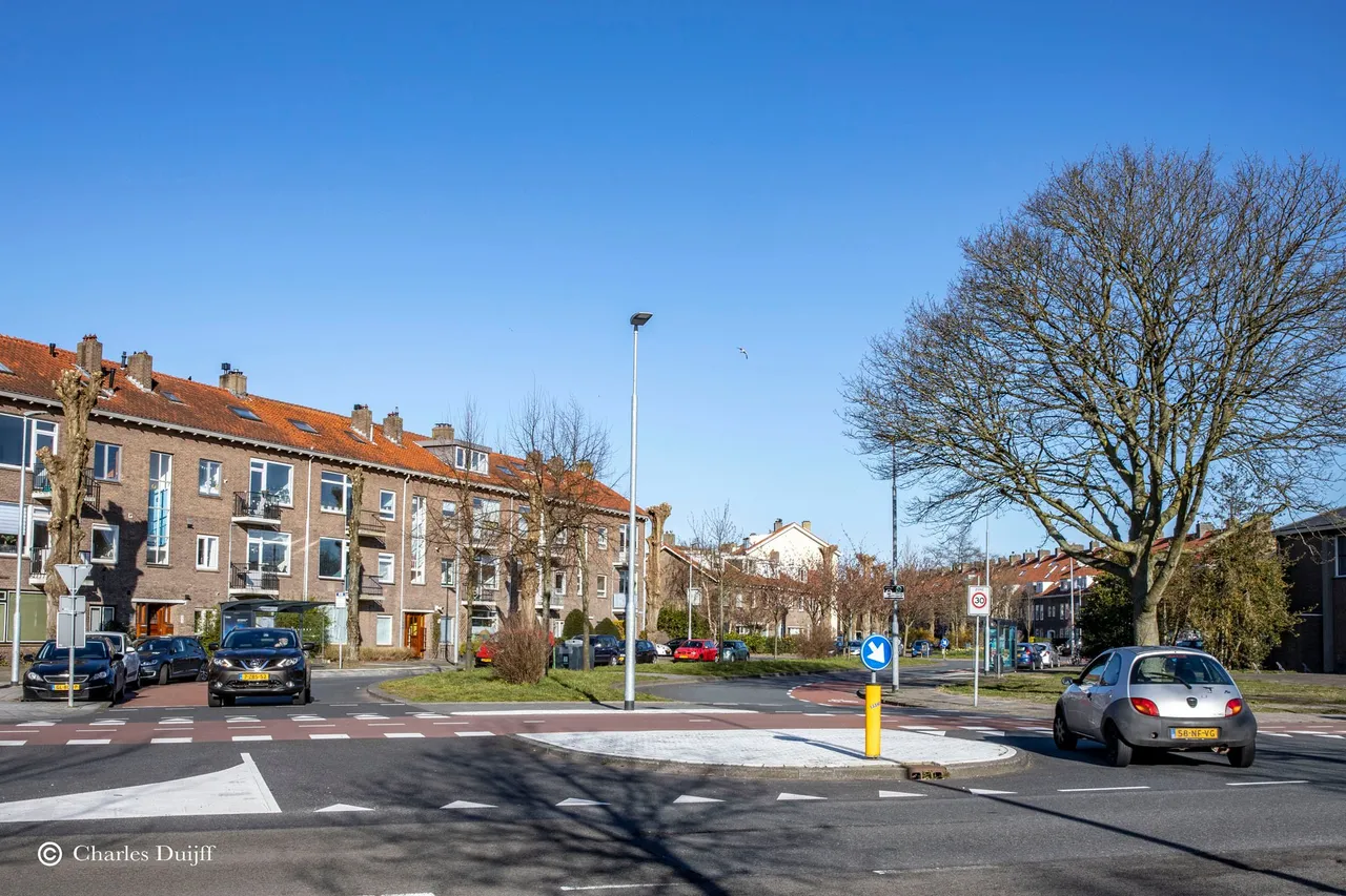 eksterlaan 2