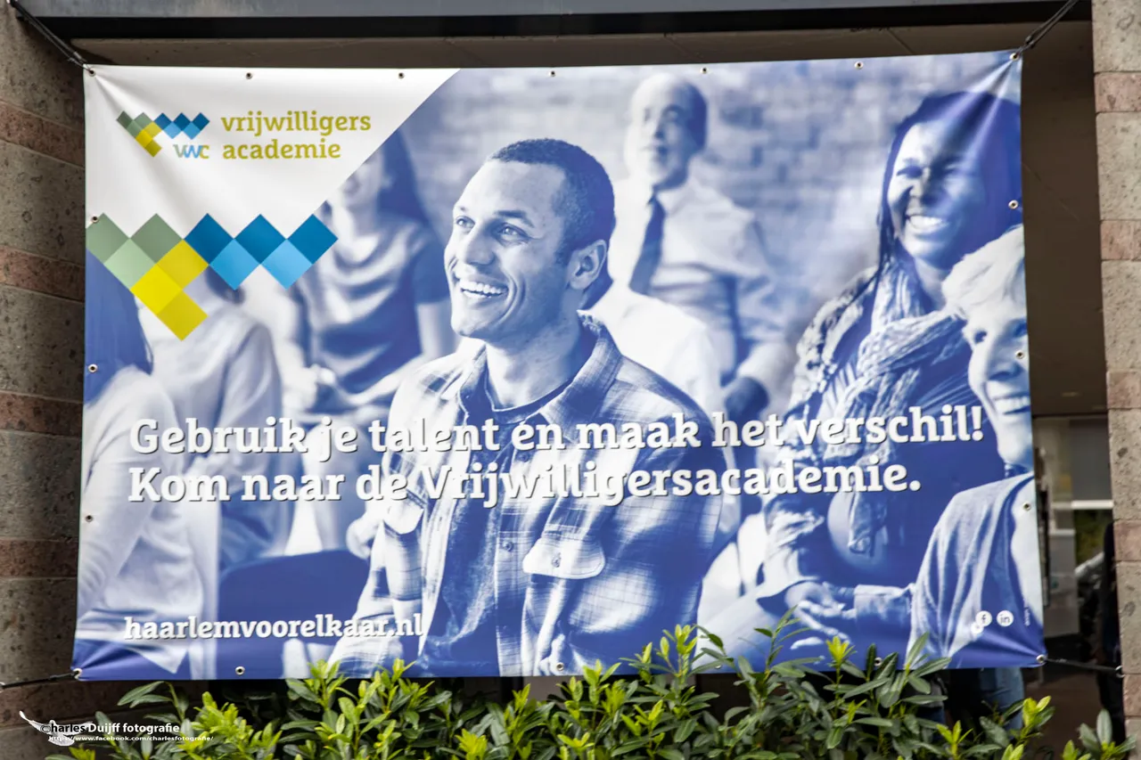 hlem voor elkaar