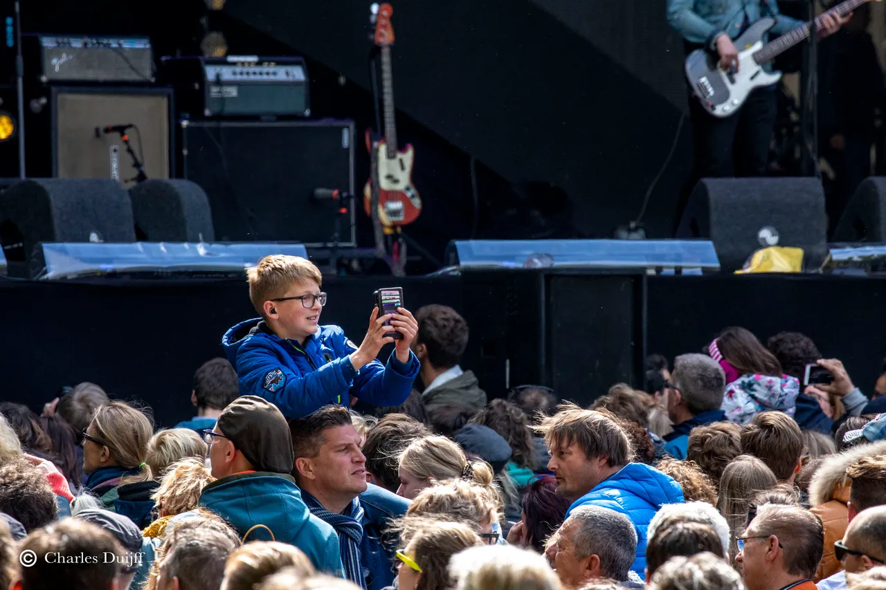 jongen m mobiel