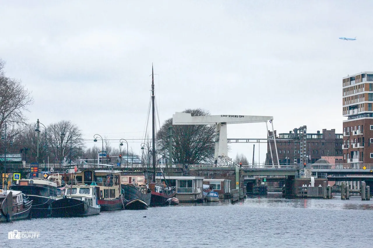 spoorbrug vliegtuig