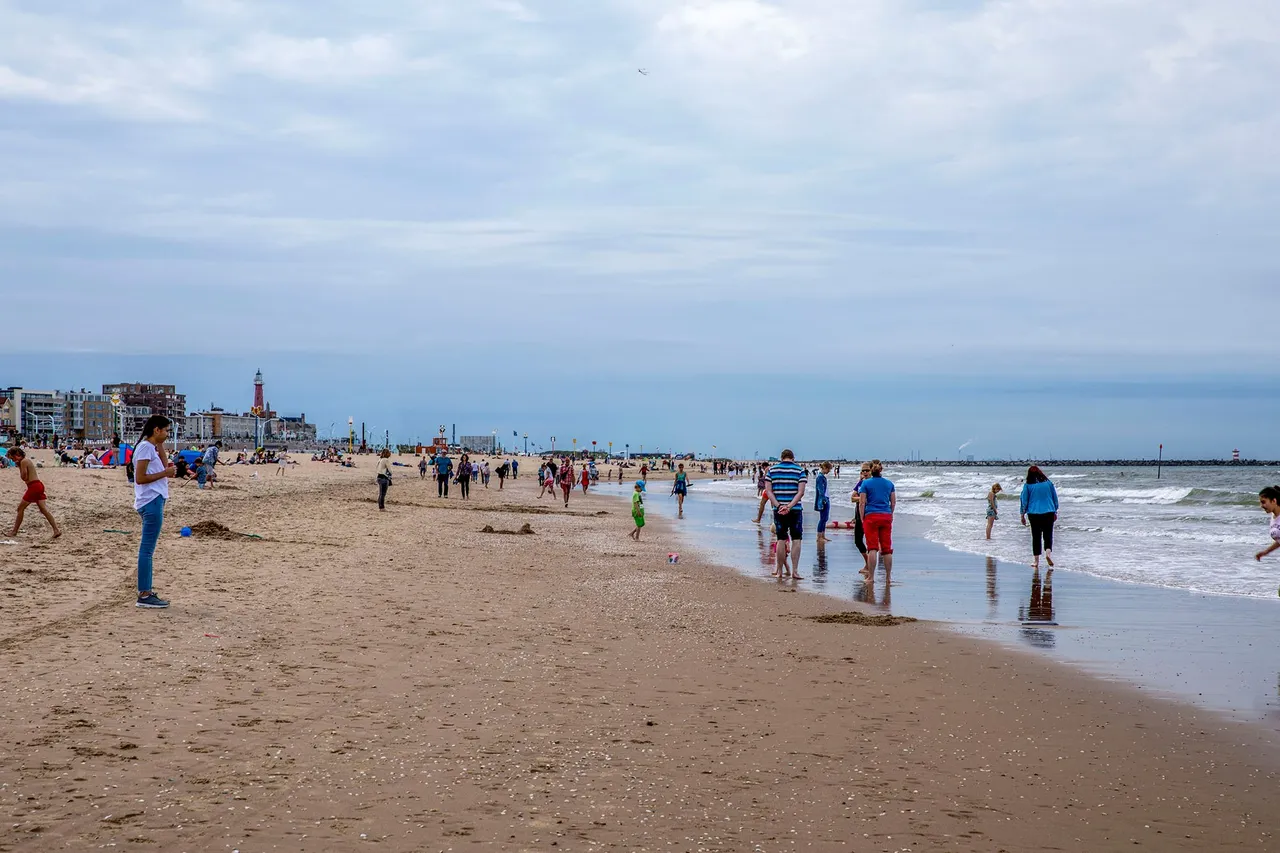 strand scheveningen