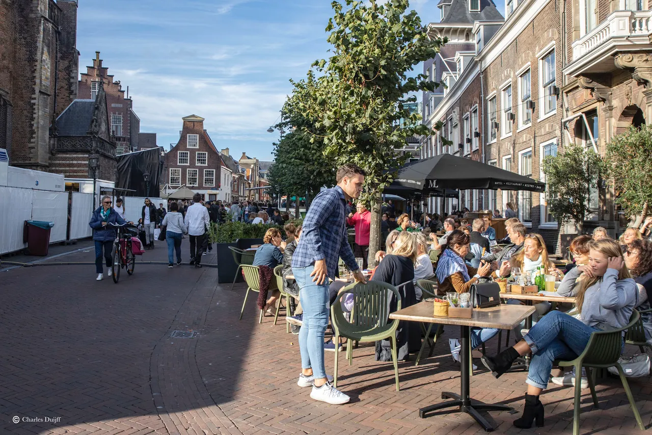 terras klokhuispl