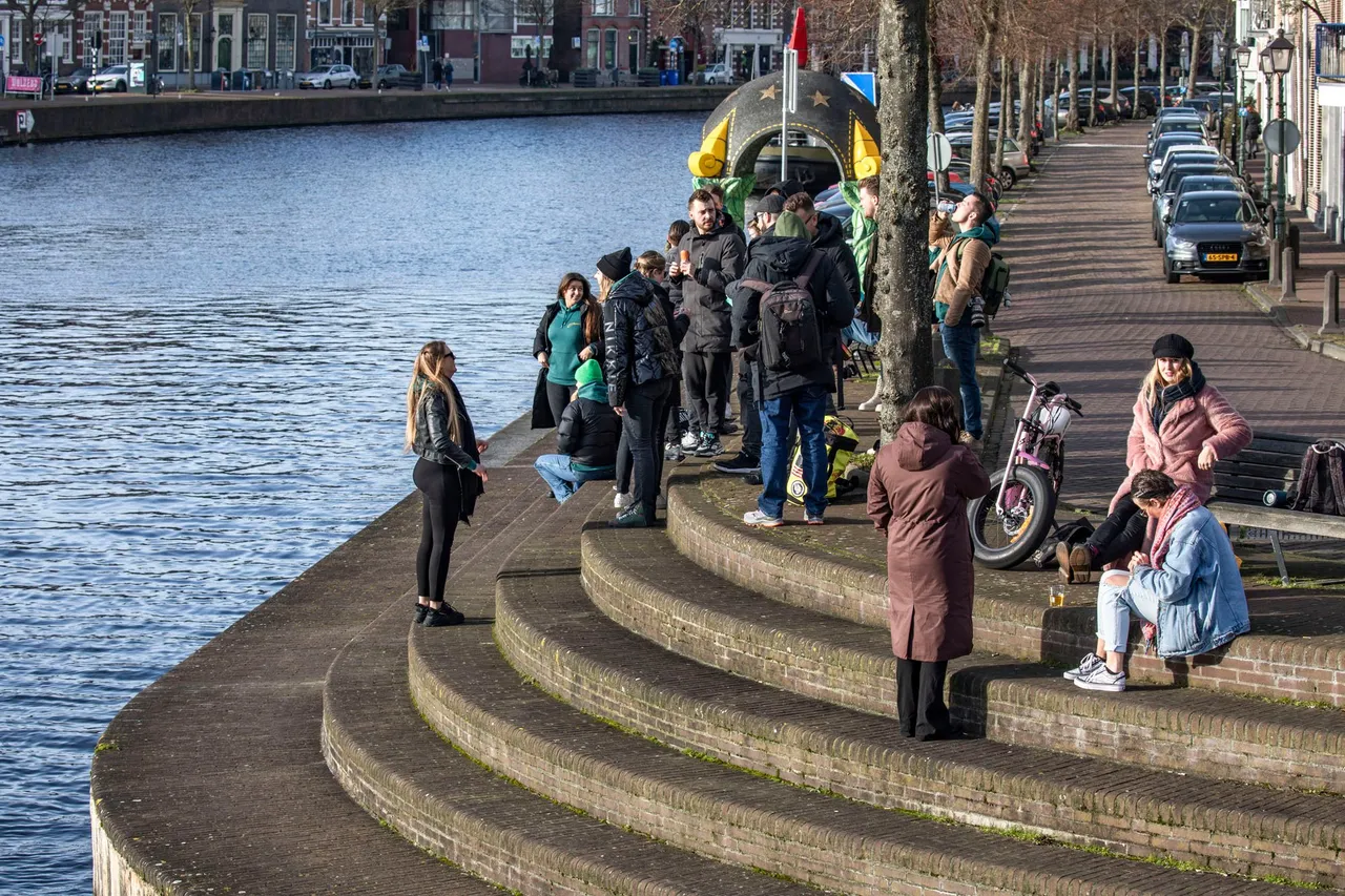 wachten op de boten