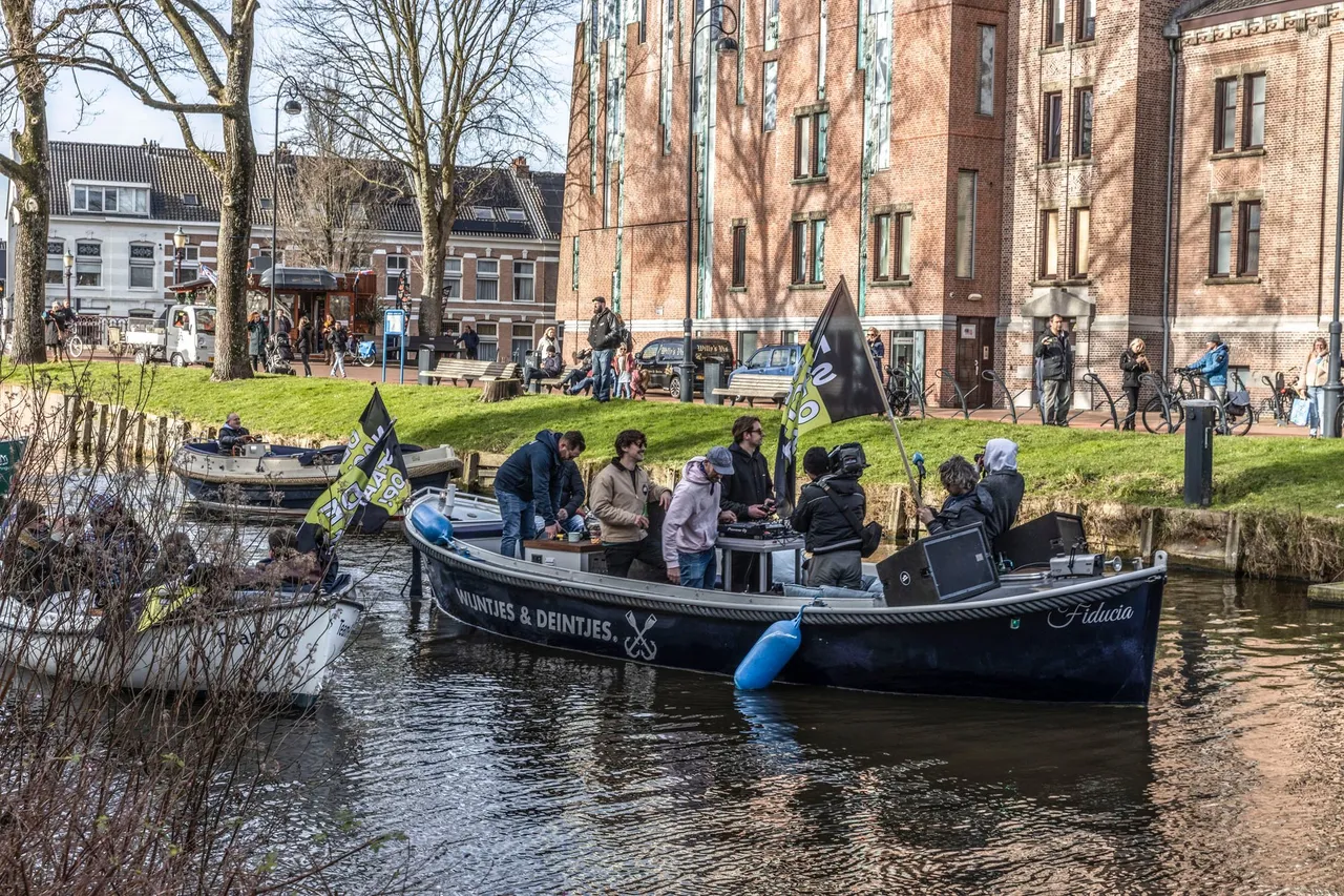 wijntjes en deintjes boot