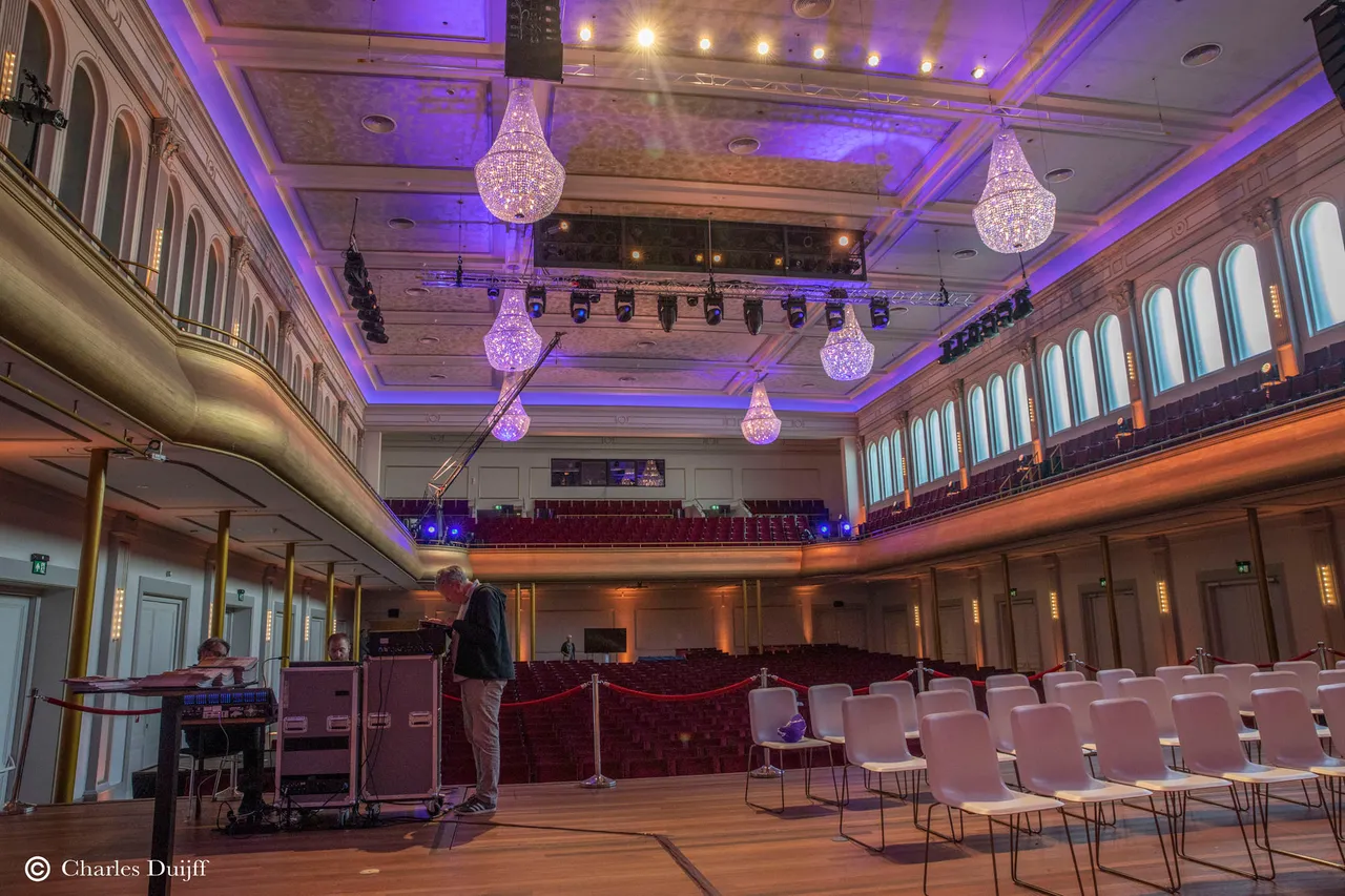 zaal philh balcon