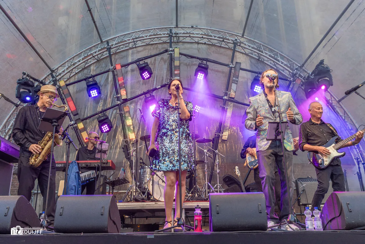 ART band Klokhplein