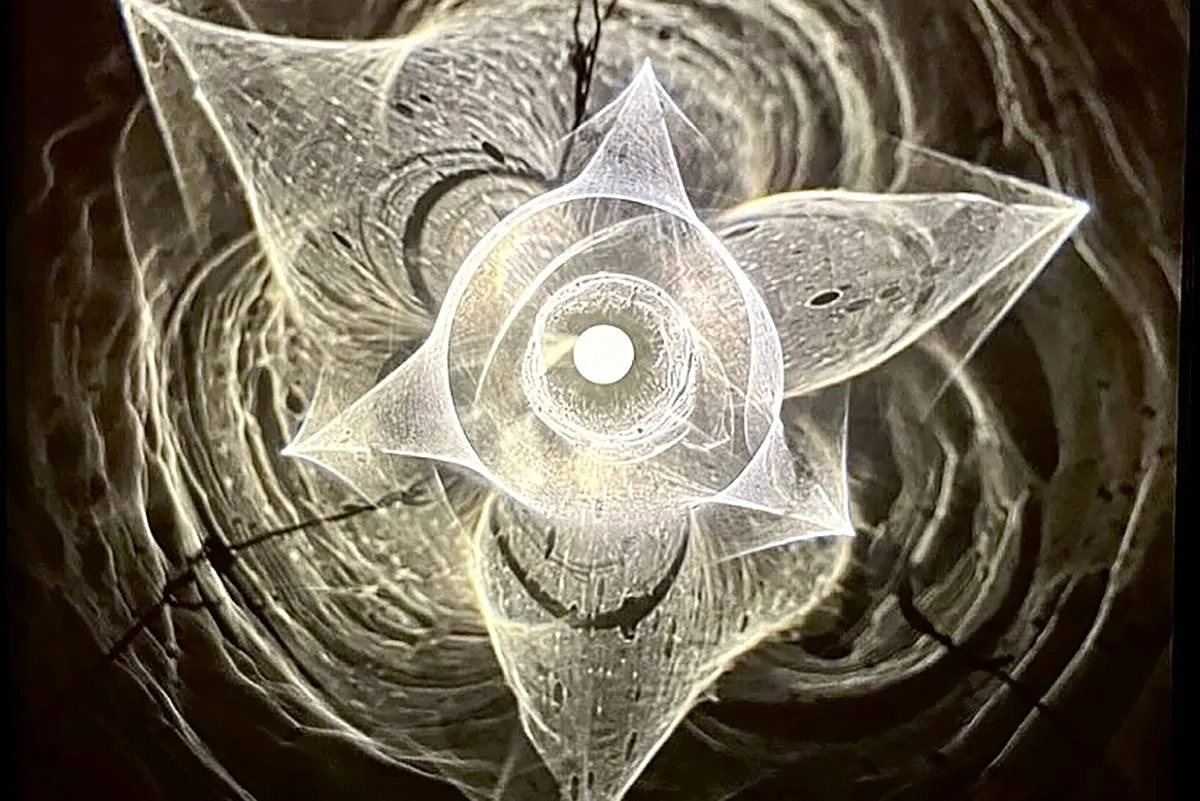 Marc-Barreda-What-do-you-see-when-you-close-your-eyes (1) kopie