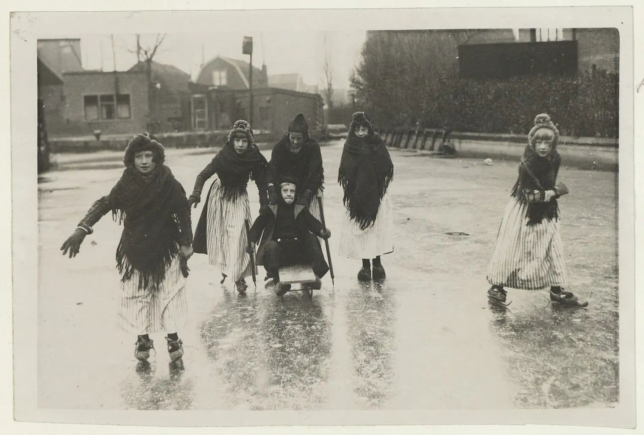 29cea4b0 fb8f 11df 9e4d 523bc2e286e2 0