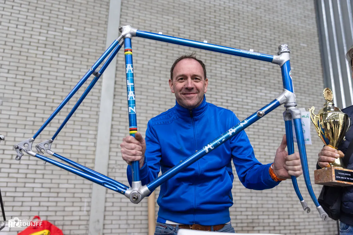art man frame