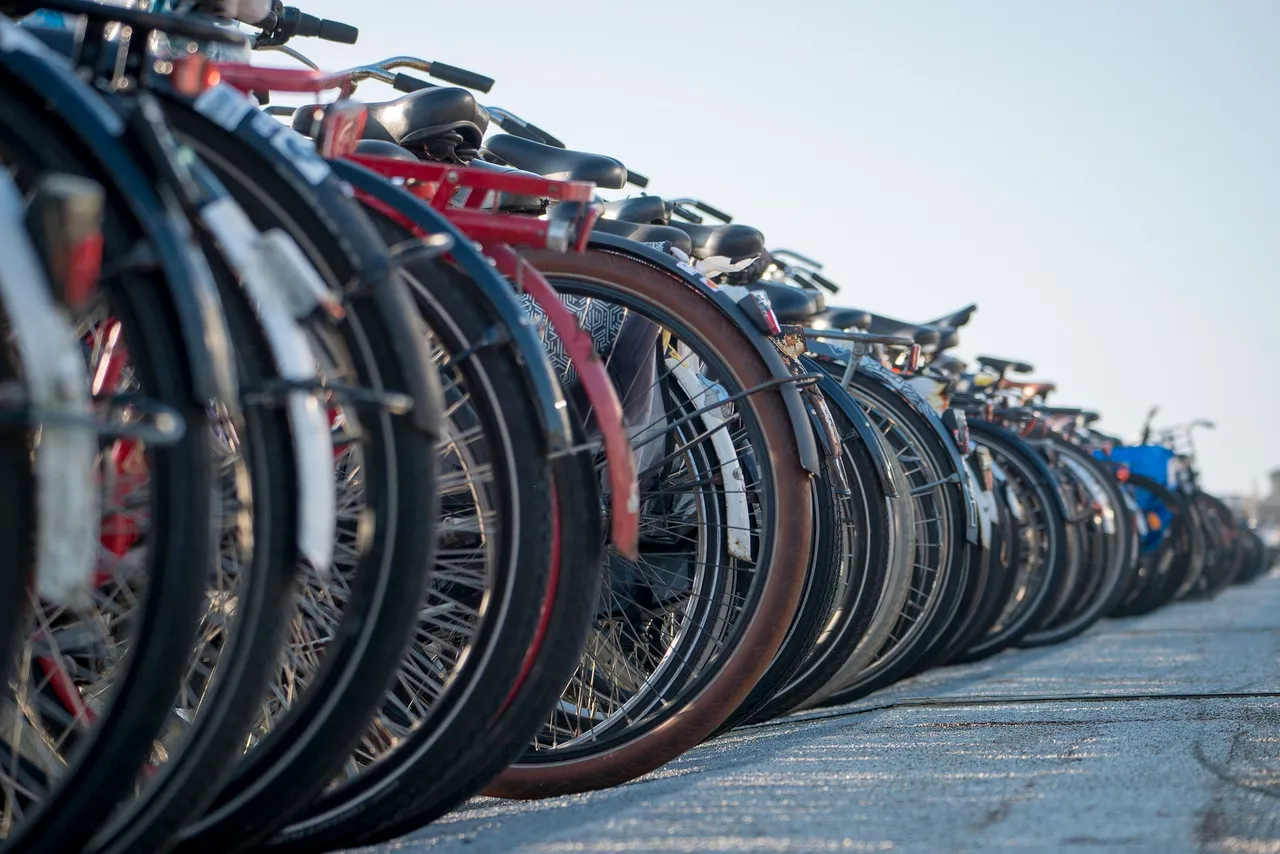 bikes 7180644 1920