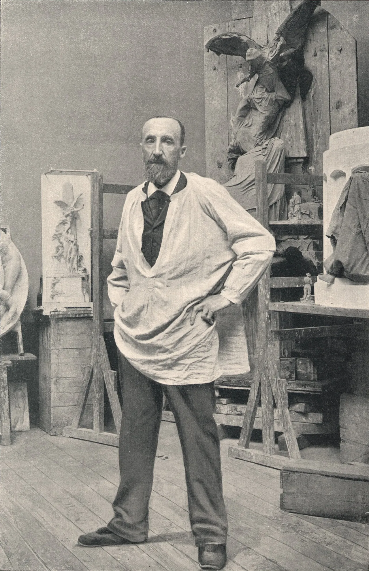 jules dalou dans son atelier