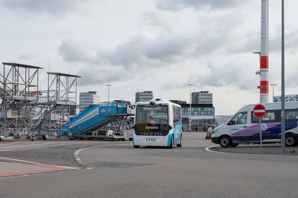 rc20231016 schiphol ohmio vehicle 0316