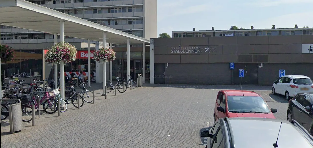 winkelcentrum stadsdennen