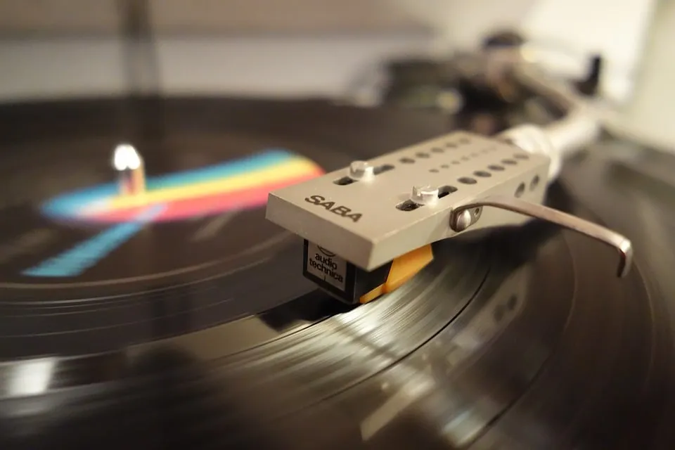 vinyl 1133437 960 720
