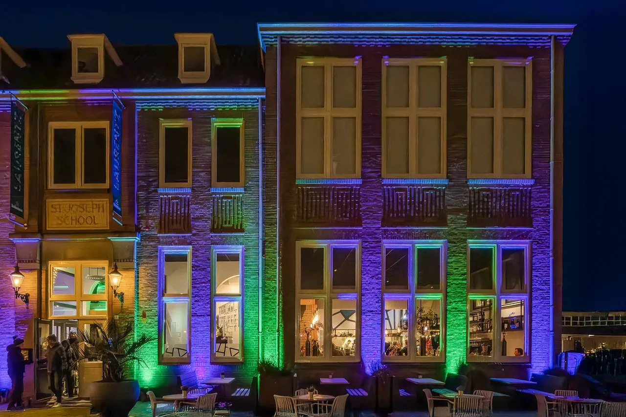 TSCH2442-bewerkt Laurentz V2 kopie (1)