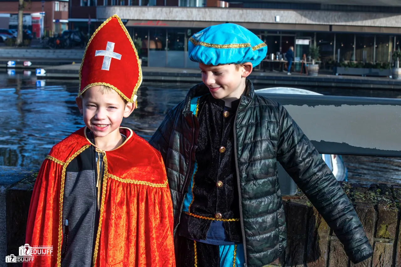 mini sint en piet