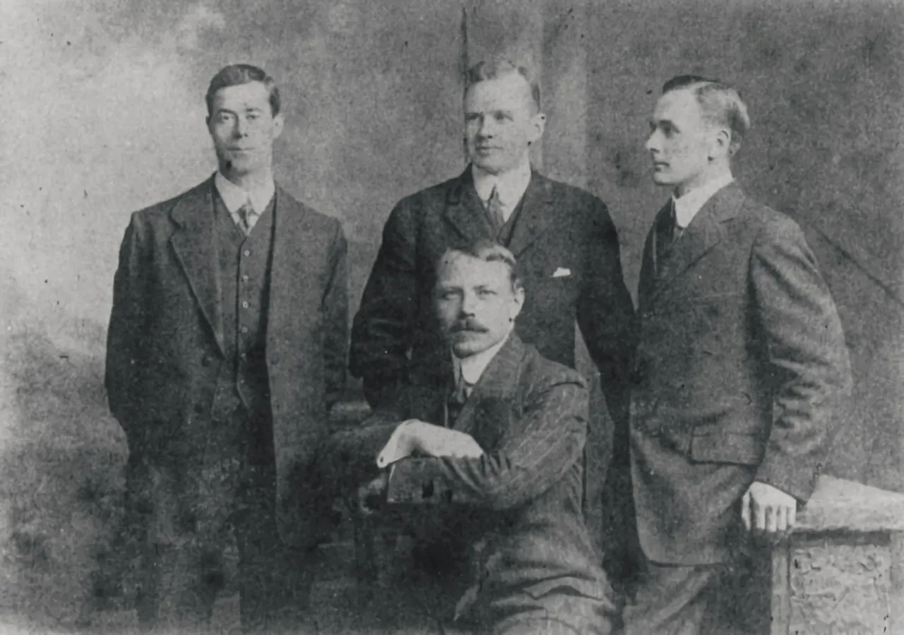 titanic surviving officers