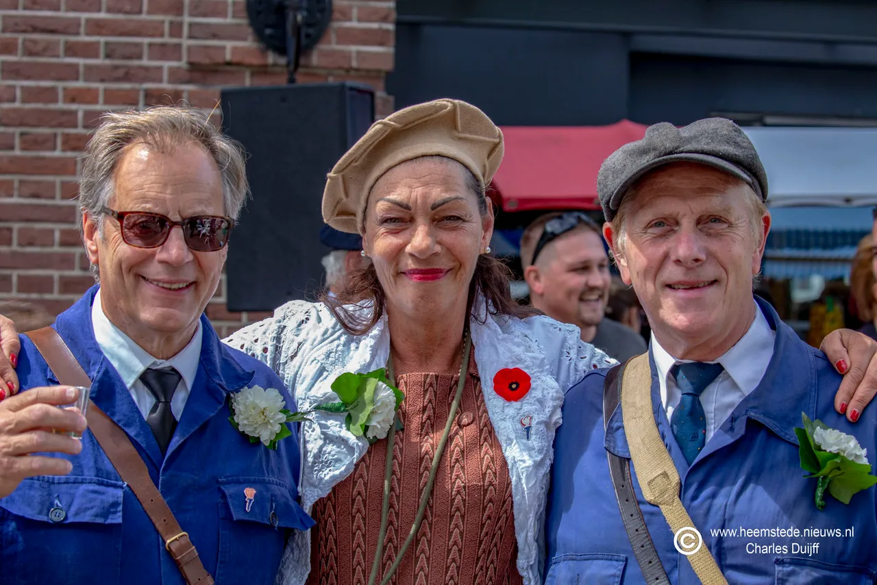 trio met dame