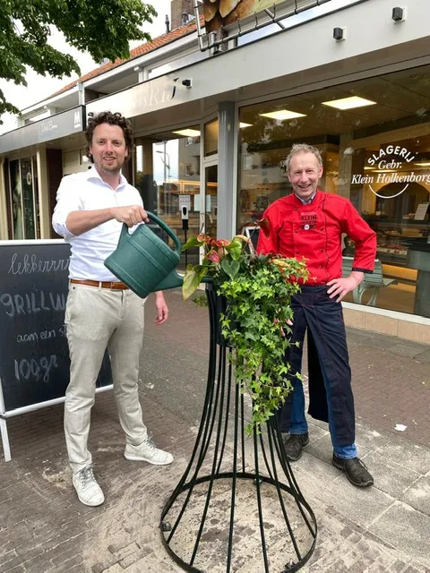 aaa37e9c 0e1b 4179 8390 fa64b5df41ca