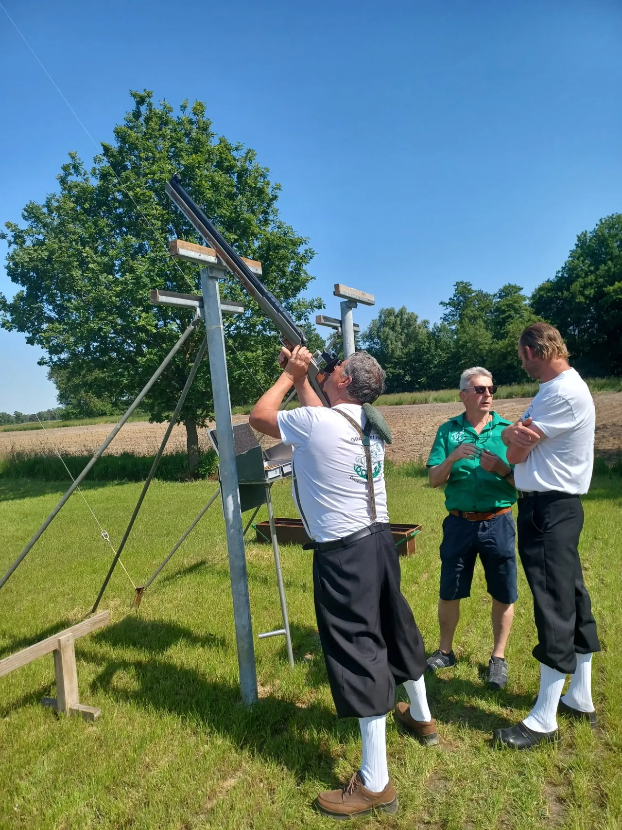 bondsdag beek adwan onder de boom