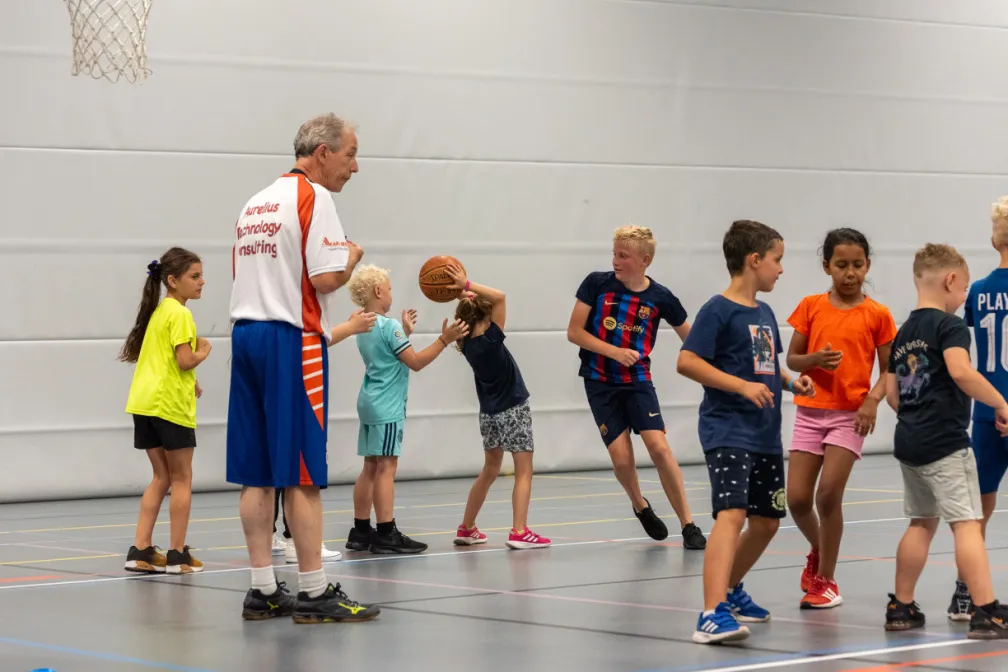 facebook 2024 basketbal volleybal