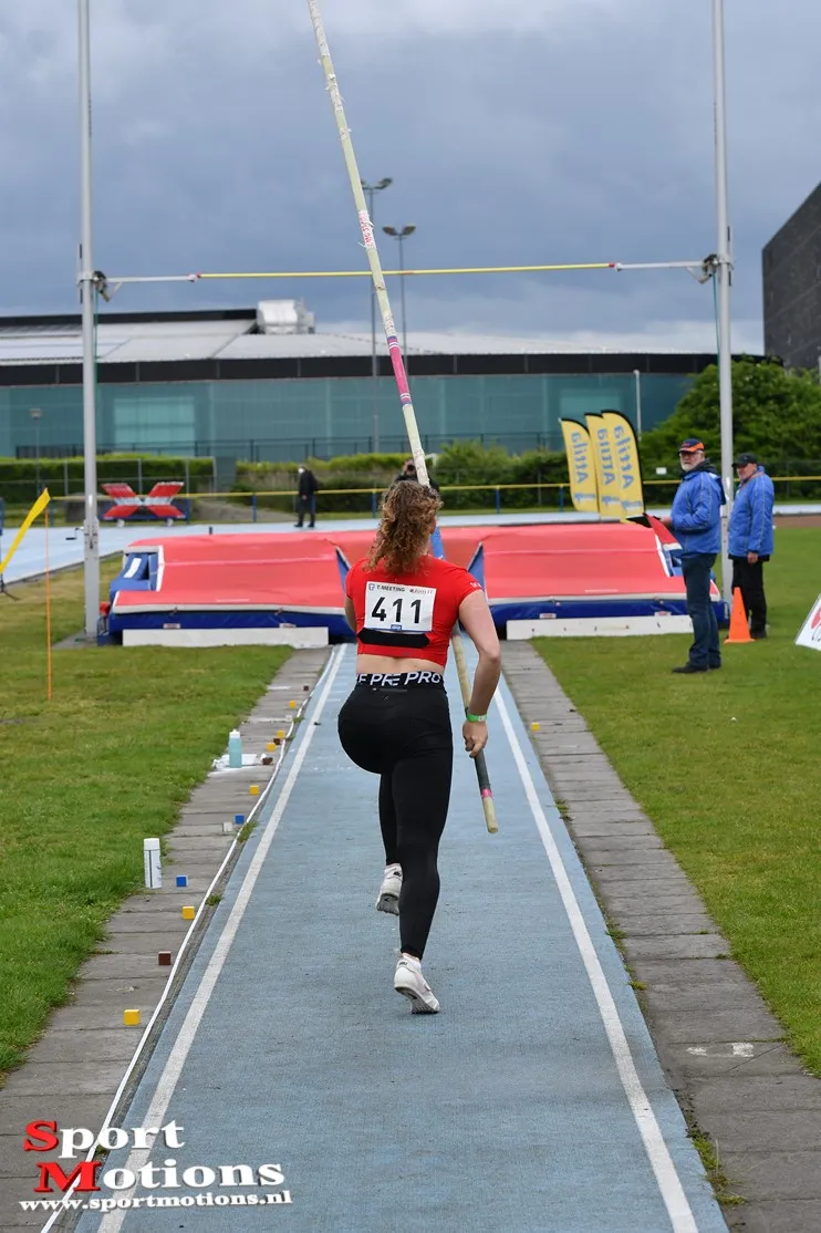 fleur van der linden polsstokhoog t meeting foto sportmotions 20210524 012
