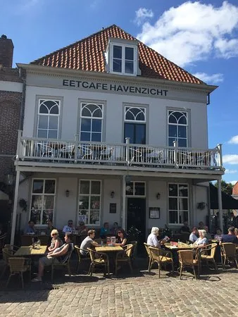 foto havenzicht voorkant