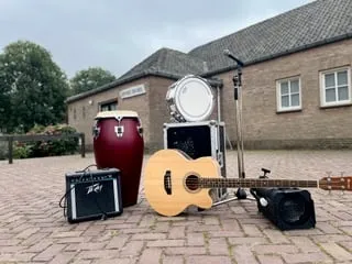 live in heesbeen