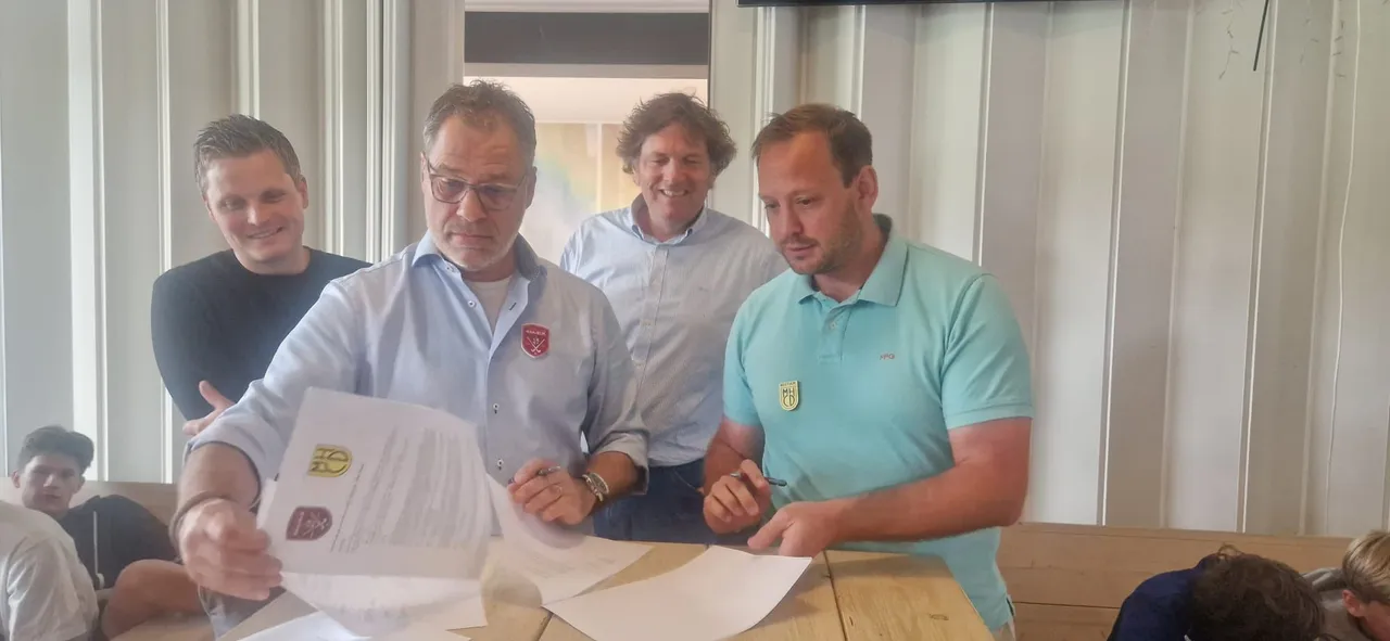 ondertekenen samenwerking drunen en waalwijk