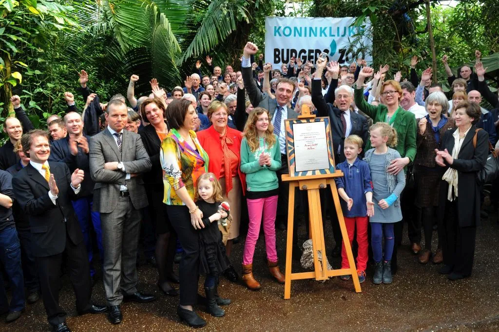 Burgers' Zoo ontvangt het predicaat 'Koninklijk' in 2013.