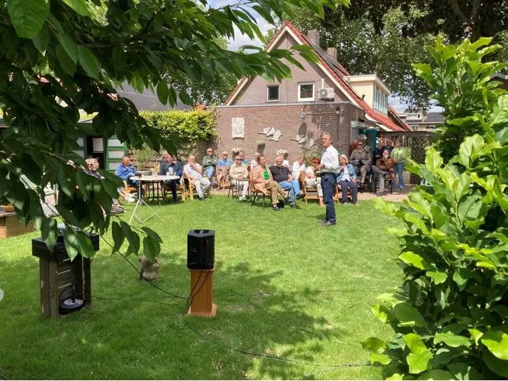 glurenbij de buren huissenwimevers6b8a6707fcfd436193b1ba1d18ca61d2