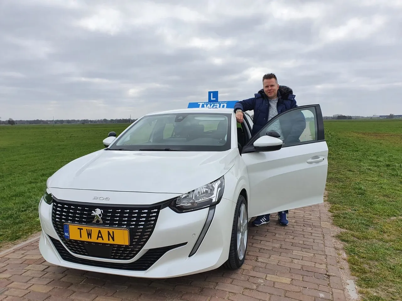 nieuwe lesauto