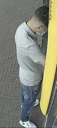 pinner zijkant