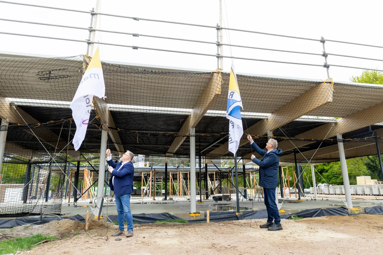 foto persbericht hoogste punt sport en spel reek
