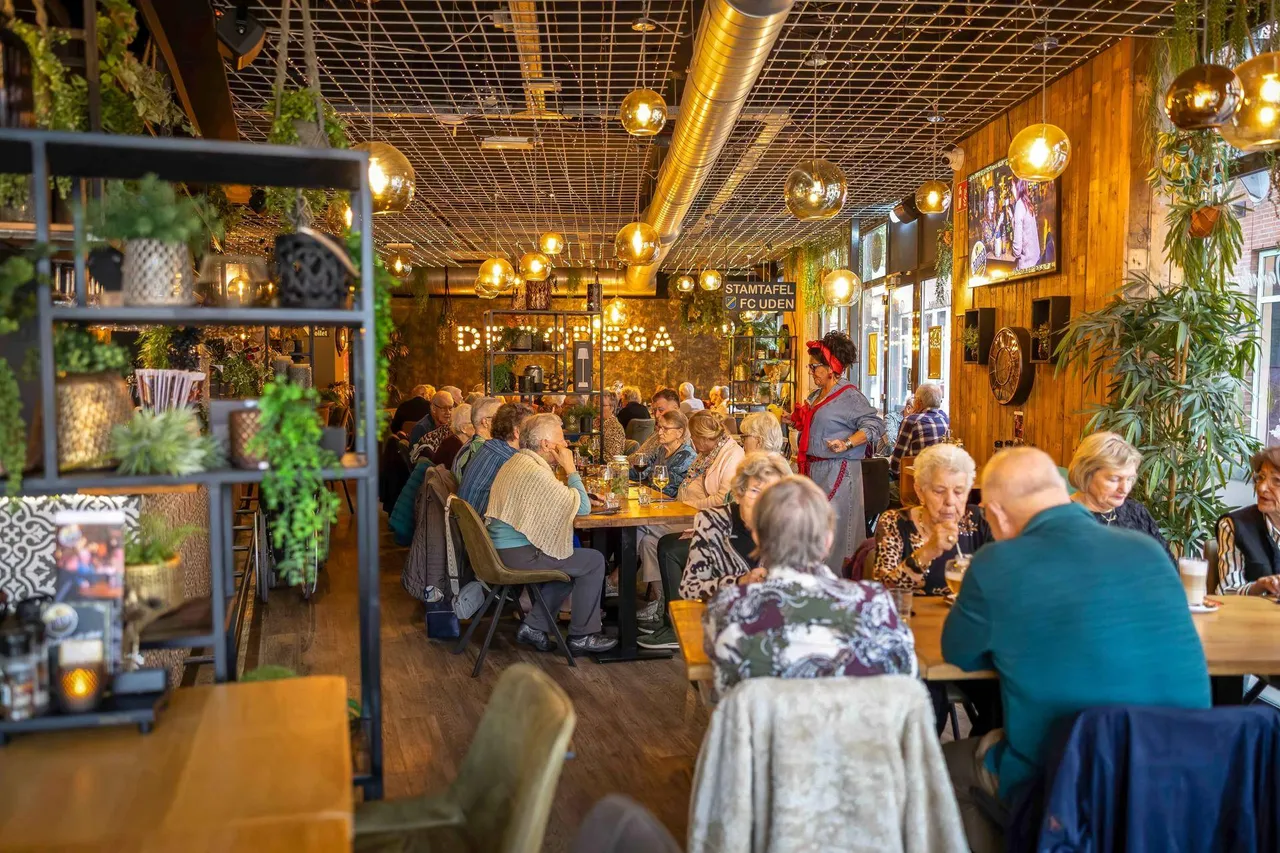 02. Odiliaflat De Eetkaamer (13 november 2025) (1)