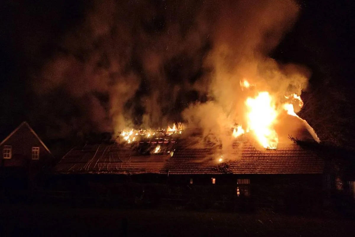 20-11-2025 Woningbrand Uden 03