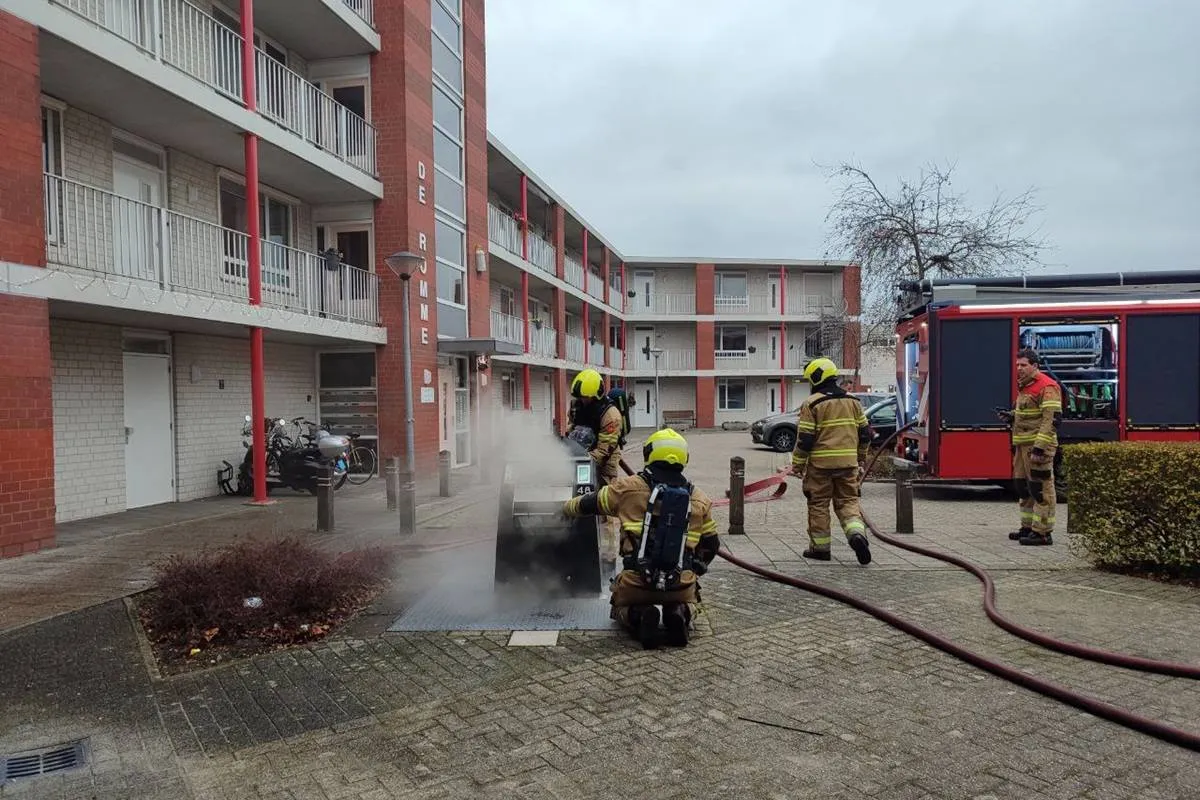 23-12-2025 Containerbrand Uden 01