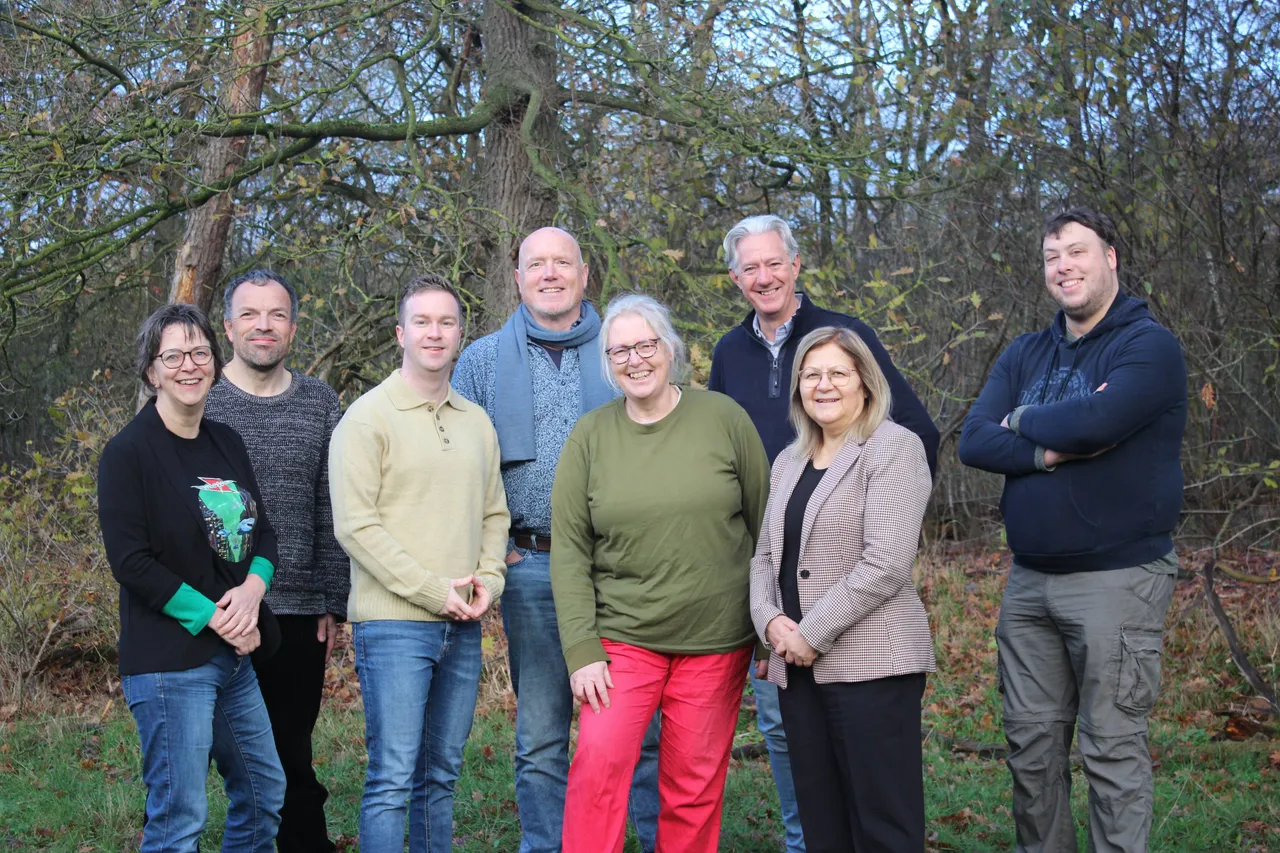 Vlnr - Karin Henk Kay Bart Genoveef Cock Sultan Quintin 2