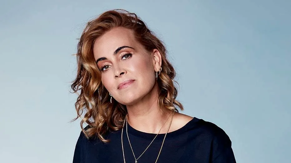 2102anouk
