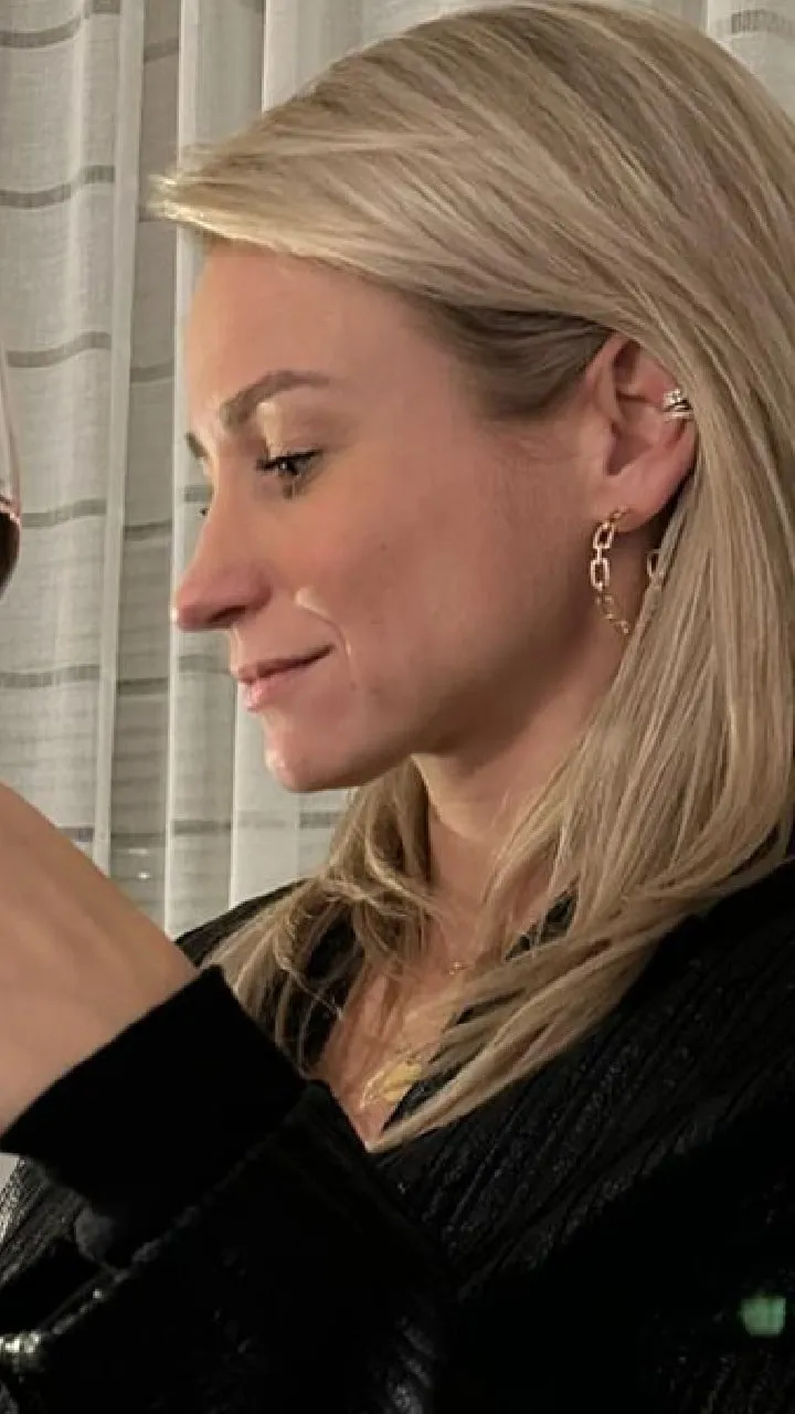 dionne stax 3229590019277926689 1