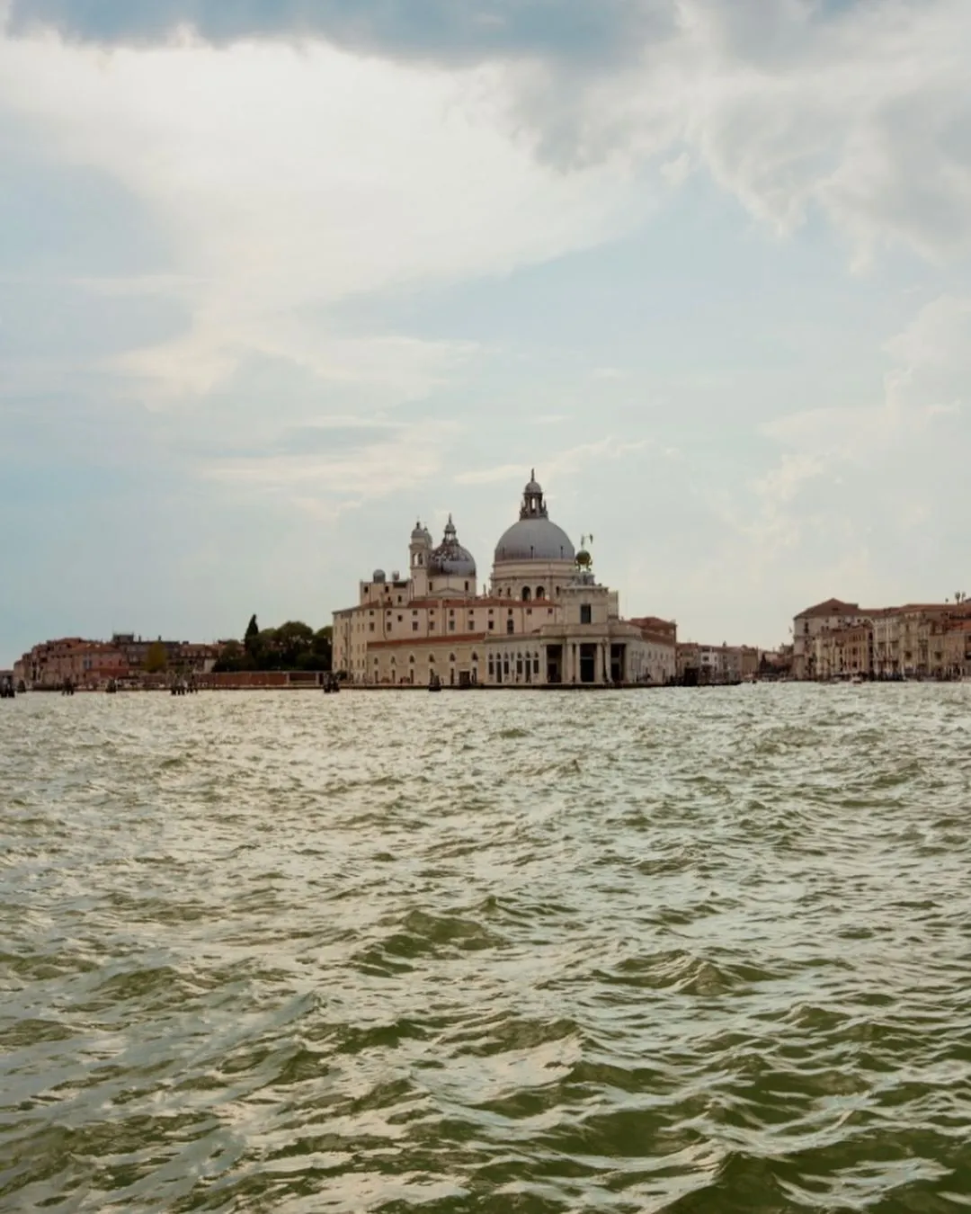 swipe for the best sunset venicefilmfestival 1