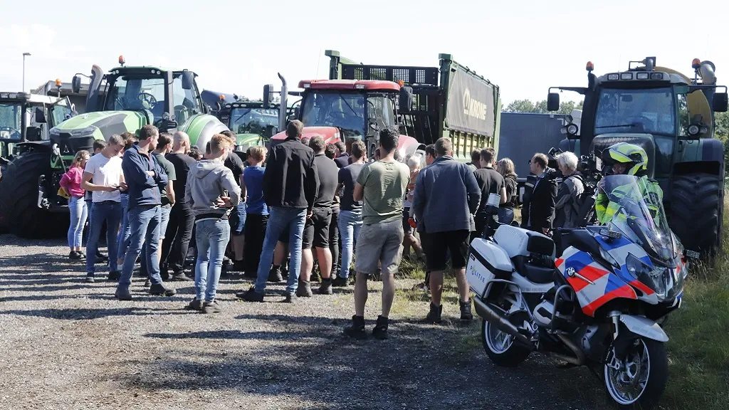 04 07 2022 boeren in gesprek met burgemeester 02