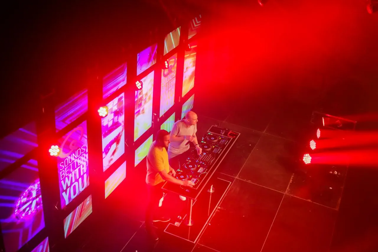 07 12 2019 qmusic 016