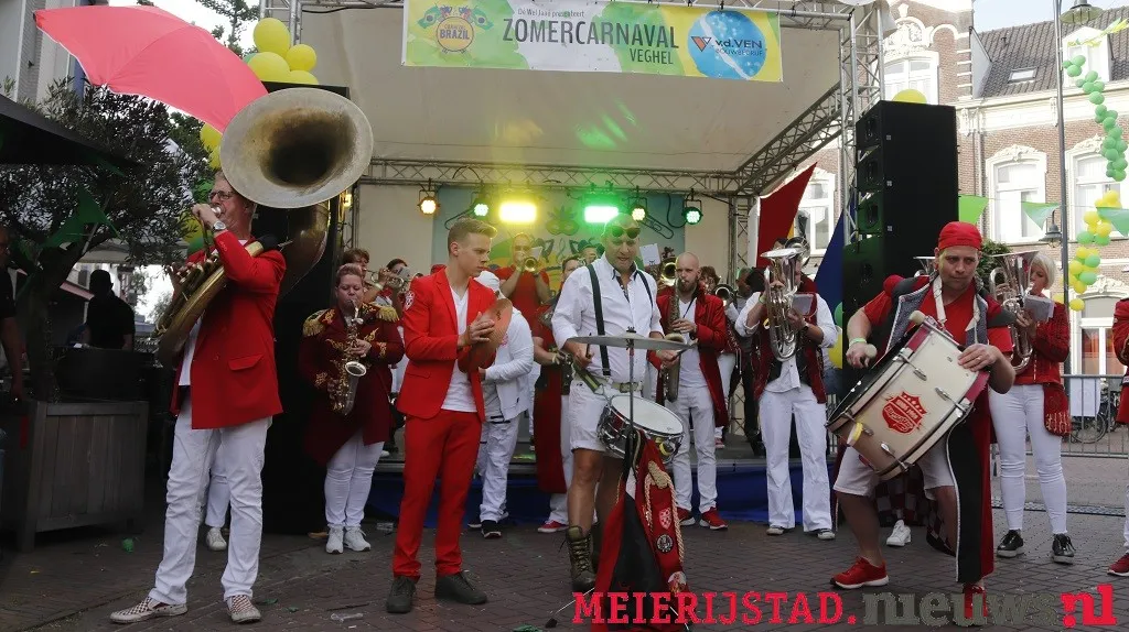 09 07 2022 zomercarnaval veghel 01