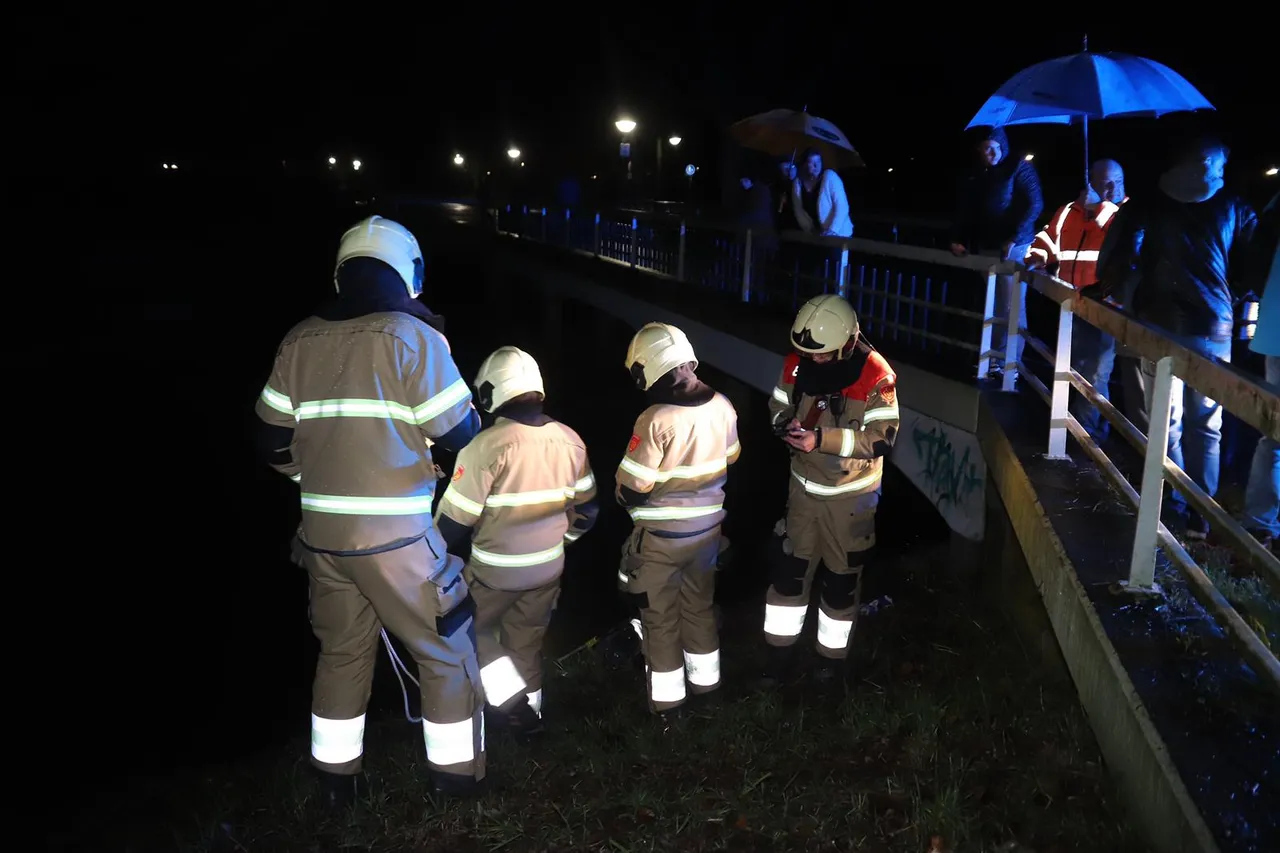 17 12 2019 lampje in de aa 01