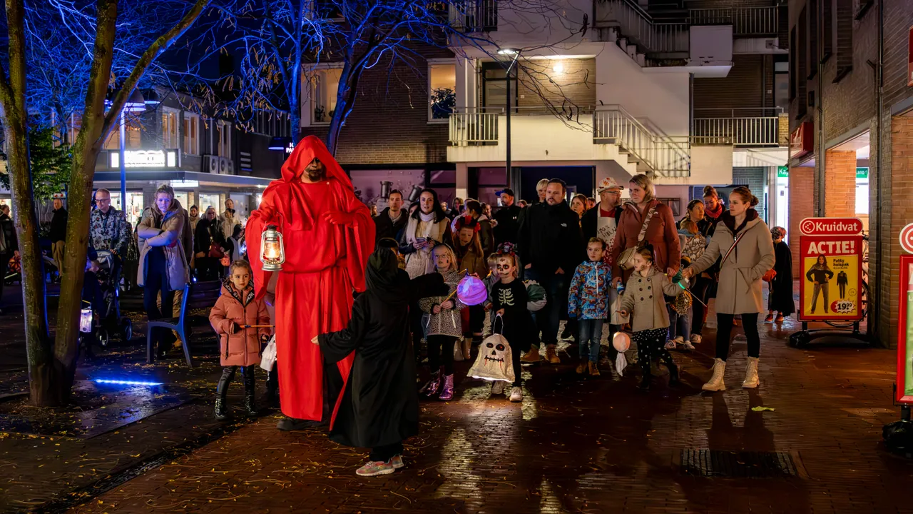 2023 10 27 halloween veghel centrum 22